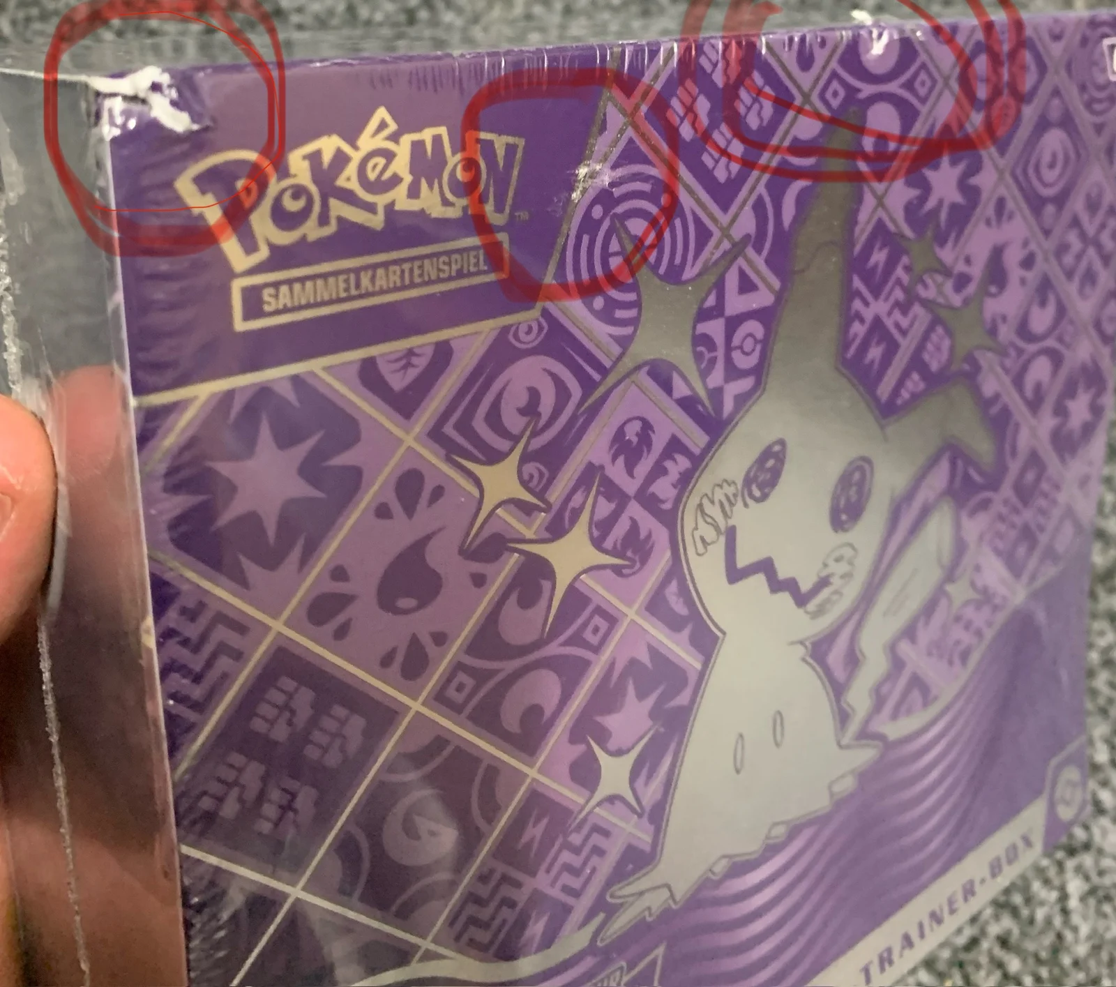 Pokemon Top Trainer Box Paldeas Schicksale DE. Beschädigt